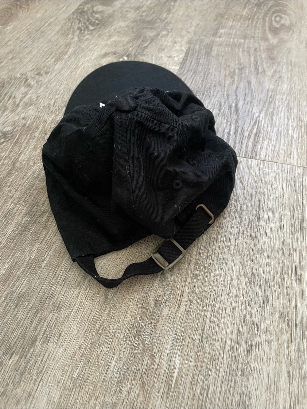 Savvi Black Embroidered Logo Baseball Cap - Picture 3 of 5